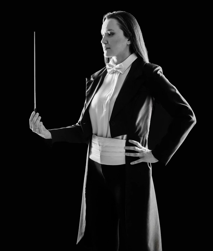 Hungarian conductor to lead HCM City Conservatory’s anniversary concert